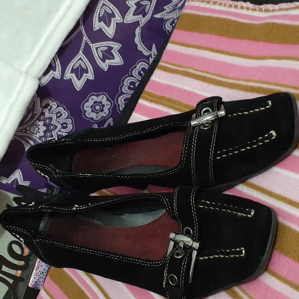 Aerosoles 7.5 ladies heels